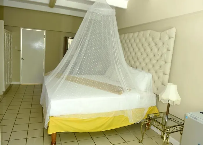Pineapplesuites Hotel Ocho Rios