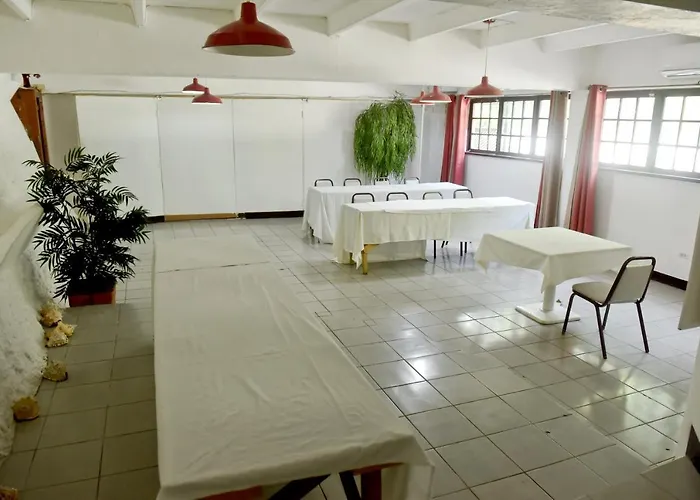 Pineapplesuites Hotel